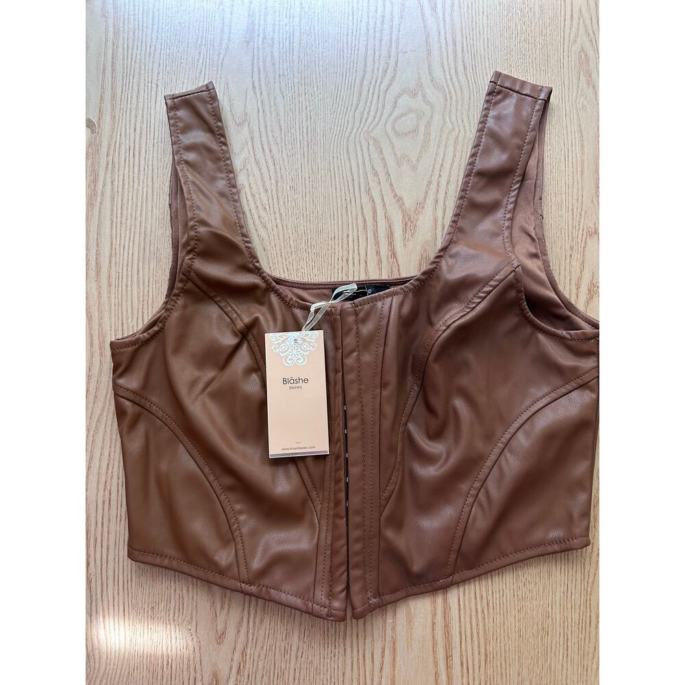 New women’s Blashe Faux Leather Crop Top Eye Hook Closure Brown size Large